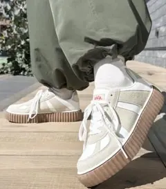 Java厚底カジュアルスニーカー