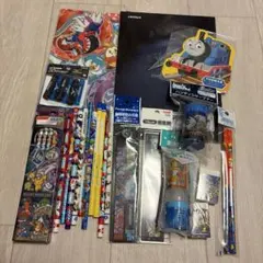 Y51 新品男の子鉛筆消しゴム文房具まとめ売りのサムネイル