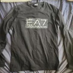 EA7 Emporio Armani ブラック長袖Tシャツ