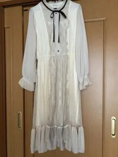 axes femme ワンピース レース ロング