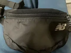 [未使用]New Balance ブラック ボディバッグ