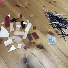 ハンドメイド　手芸用　革ハギレ