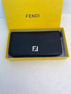 FENDI ブラックレザー 長財布 箱付き