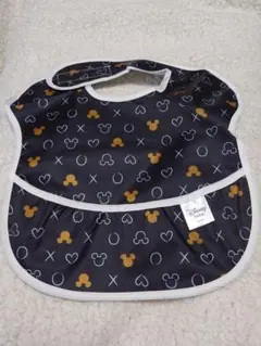 バンキンス お食事エプロン D16