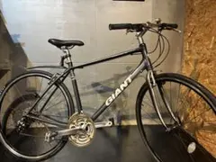 GIANT クロスバイク SHIMANO 24段変速 Mサイズ ディスクブレーキ GIANT クロスバイク SHIMANO 24段変速 Mサイズ ディスクブレーキ