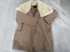 ベージュ ダブルブレスト ファーコート