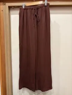 GU ブラウン イージーパンツ