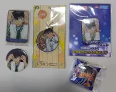 名探偵コナン　工藤新一　新一　アクリルスタンド　缶バッジ　トムス