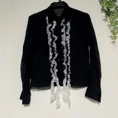 フリル付きシースルーブラックシャツ