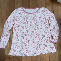 長袖パジャマとピンクパンツセット