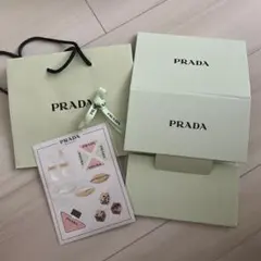 プラダ ビューティー ギフトセット (ショッパー / ボックス / など)