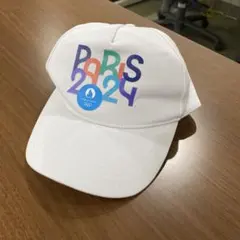 Item thumbnail for item 08843320-79bd-49f2-b6fe-f503fa0080d4