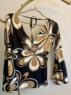 花柄 Vネック 五分袖チュニック