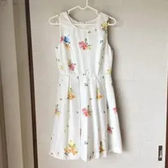マーキュリーデュオ　花柄　ワンピースのサムネイル
