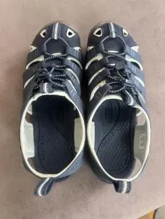 KEEN スポーツサンダル ネイビーのサムネイル