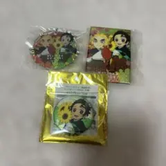 鬼滅の刃　ニジゲンノモリ　缶バッジ　アクリルキーホルダー　煉獄杏寿郎　竈門炭治郎