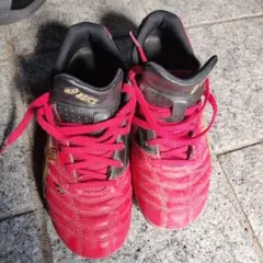 お買い得！サッカースパイク21.5