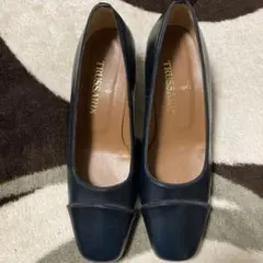 TRUSSARDI パンプス ネイビー 22.5cmのサムネイル