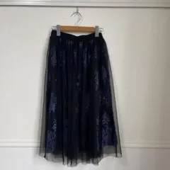 ネイビー 花柄 チュール ロングスカートのサムネイル