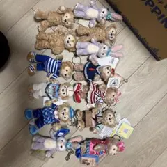 ダッフィーぬいぐるみバッジ、キーチェーン13体セット
