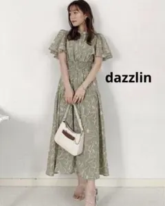 dazzlin 半袖ワンピース　グリーン　花柄　リボンのサムネイル