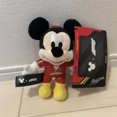 限定品 F1 2026× ディズニー コラボ ミッキー キーホルダーぬいぐるみ 
