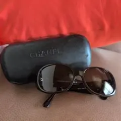 CHANEL サングラス カメリア ケース付き ブラウン