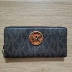 Michael Korsロゴ入り 長財布