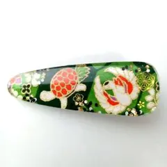 レジンヘアクリップ　 hairclip　和風小物　友禅和紙　縁起物の亀さん鶴さん