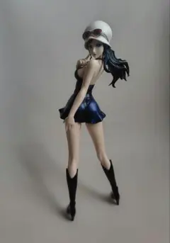 ワンピース　ニコ・ロビン　グリッターグラマラス　フィギュア