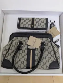 未使用ギラロッシュGuy Larocheボストンバック旅行バック　チェック柄クロ Guy Laroche - 未使用ギラロッシュGuy Larocheボストンバック