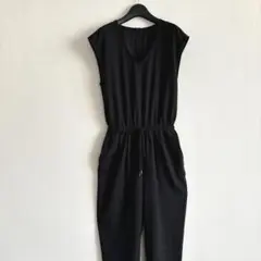 夏通勤通学に【美品】UNITED ARROWS 36オールインワン 黒