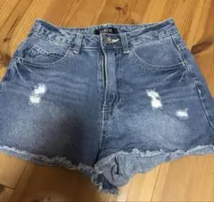 デニムショートパンツ ダメージ加工