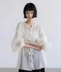 LOWRYS FARM ローリーズファーム　ドロストバンドシャツのサムネイル