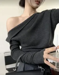 DAZY アシンメトリー オフショルダー ニット ダークグレー