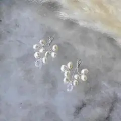 827 淡水パールとムーンストーンの小さな小枝　ピアス　イヤリング　天然石