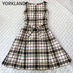 YORKLANDヨークランド　ノースリーブワンピース　チェック　ベルトのサムネイル