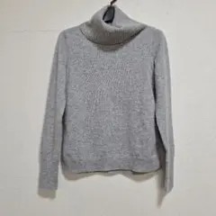 ユニクロ　 カシミヤ100%オフ タートルネックセーター 　グレー M