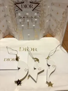 DIORアドヴェントカレンダークリスマスオーナメント2025