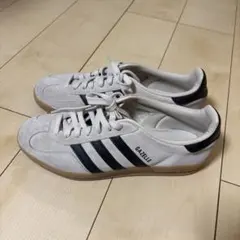 adidas GAZELLE スニーカー
