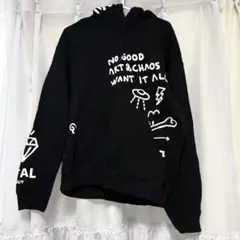 新品UNIQLO パーカー黒M