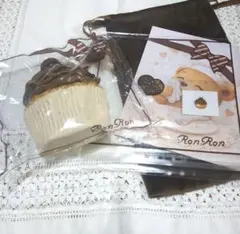 RonRon ☆ ブラインド チョコ マカロン やわやわ袋 シャオロン - メルカリ