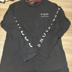 GUESS ブラック ロングスリーブ Tシャツ