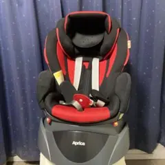 Item thumbnail for item 5649eb09-f5b2-4576-8115-50e0e3ebe132