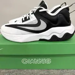 新品 NIKE ナイキ バスケットシューズ バッシュ スニーカー 25.5