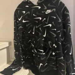 Nike スウッシュパターン パーカー