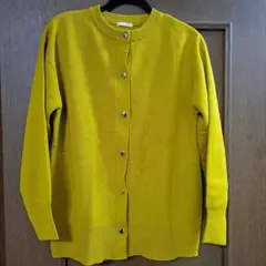 GU イエローボタンカーディガン