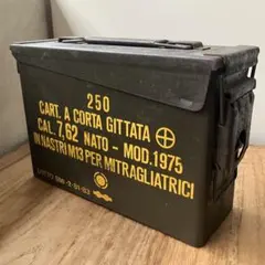 米軍放出品 アンモボックス弾薬箱&空弾薬&M4マガジン&メディカルコンテナ 米軍放出品 アンモボックス弾薬箱&空弾薬&M4マガジン&メディカル