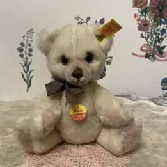 ヴィンテージ Steiff Petsy テディベアのサムネイル