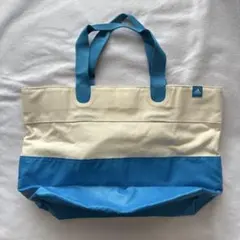 アディダス　トートバック